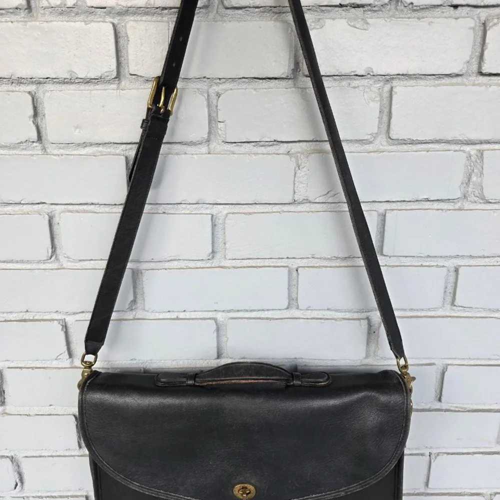 Vintage Coach 5265 Black Leather Briefcase Messenger Bag – Made in USA, 1995